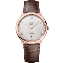 碟飞<span class="nowrap">系列</span> 39.5毫米, Sedna™ 18k金表壳 搭配 皮表带 - 42453402099001