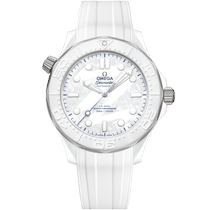 海马<span class="nowrap">系列</span> 43.5毫米, 白色陶瓷表壳-钛金属表壳 搭配 橡胶表带 - 52292442004001