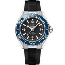 海马<span class="nowrap">系列</span> 42毫米, 精钢表壳 搭配 橡胶表带 - 21732422101002